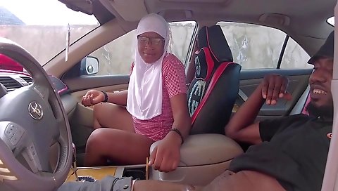 Blonde milf seduces an old man in her car and gets fucked