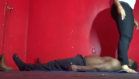 Ebony chick does a foot fetish with her bondage boyfriend