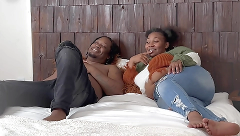 Busty brunette babe gets cunnilingus by a muscular man