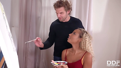 Blonde with a tattooed pussy is getting a deepthroated blow