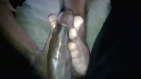 Amateur foot fetish with a big black cock in hardcore sex