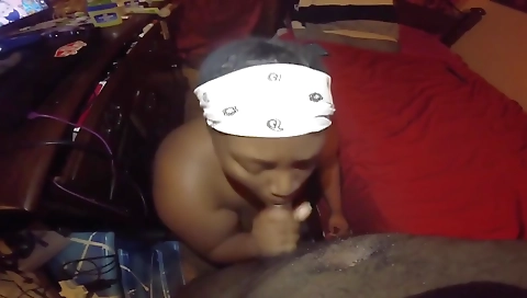 Amateur black girl gets to suck a dick and have a facial