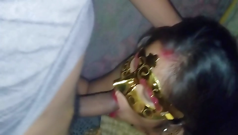 Indian girl with a big booty deepthroating on hill