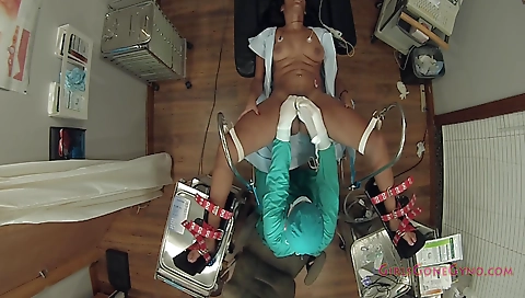 Ebony girl gets fucked by a medical doctor in the lab