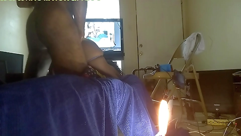 Skinny ebony woman is getting creampied in homemade clip