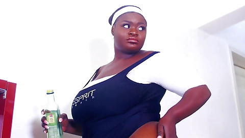 Big butt ebony in stockings and stepbrother grabs off