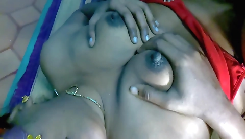 Horny ebony babe is getting fucked in the amateur porn