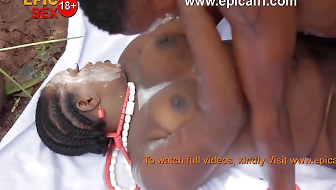 Amour ebony with big tits fucks pussy in a foursome