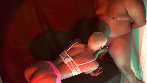 Ebony chick with a huge ass sucks and deepthroat vid